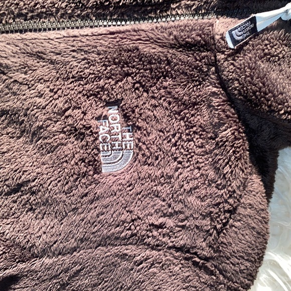 Women’s Northface Jacket - Picture 5 of 6